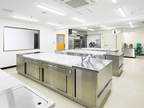 パティスリー実習室